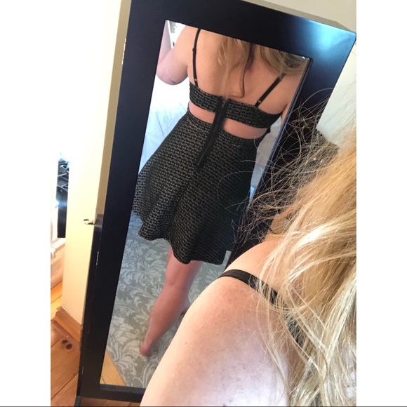 DRESS - Picture 2 of 4